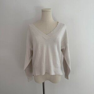 Abercrombie Fitch Cream V Neck Sweater